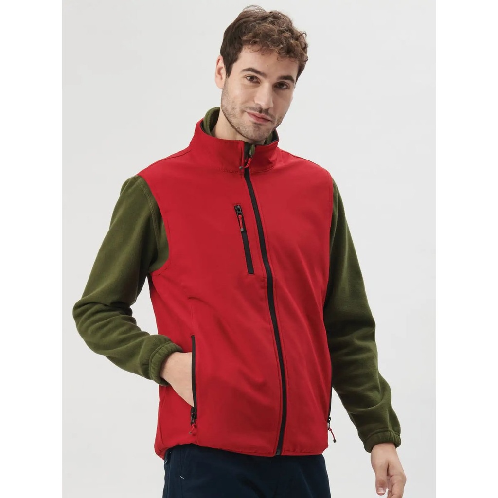 (BS551) Traveller