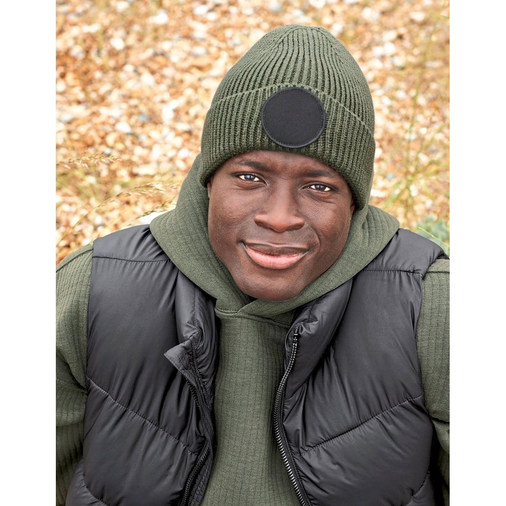 [CB332R] Circular Fashion Patch Beanie