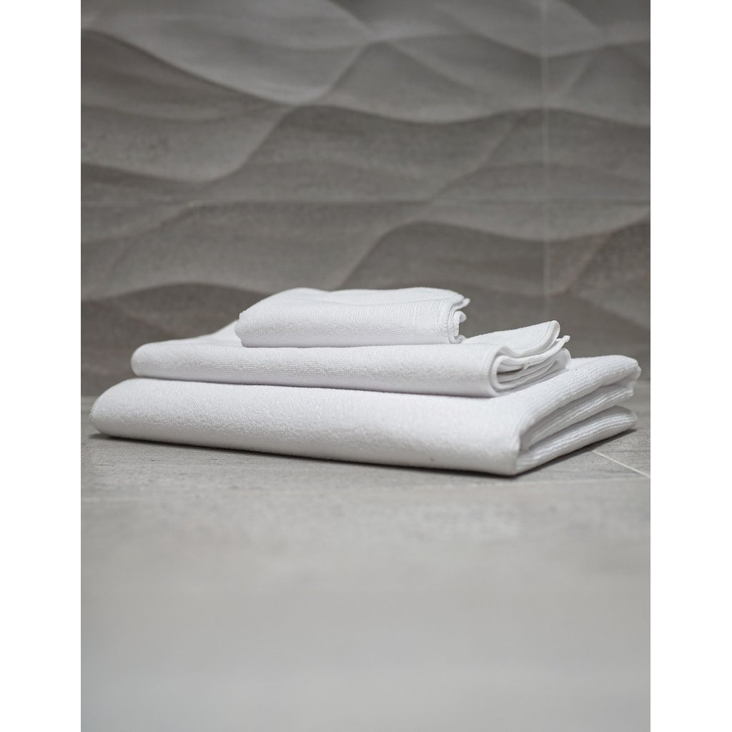 [TC18] (TC018) Microfibre Bath Towel