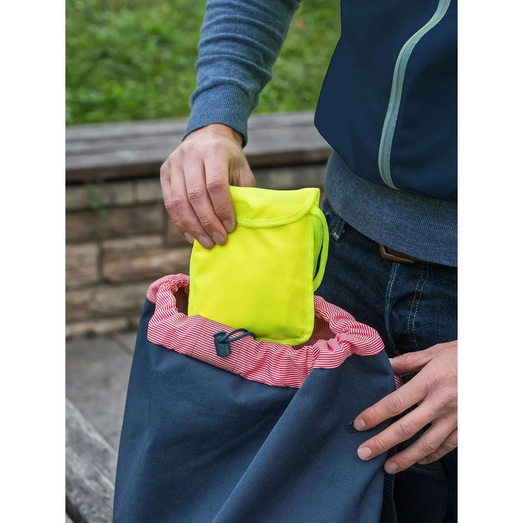 (X111) Safety Vest in Bag